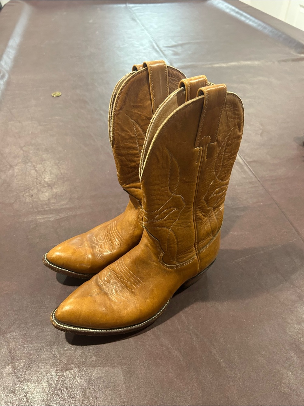 Women's Classic Western Heeled Cowboy Boots - Tan